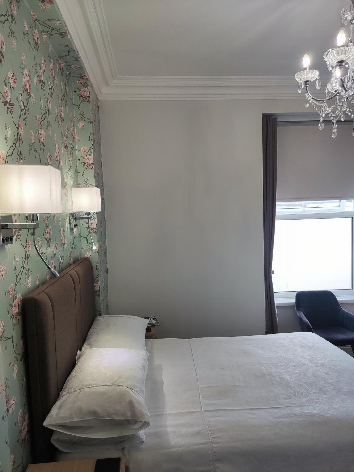 Guest house The Rosedene